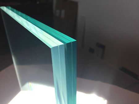 Прозрачное ламинированное стекло